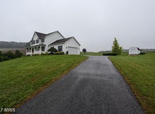 1129 Beagle Chase Dr, Westminster, MD 21157