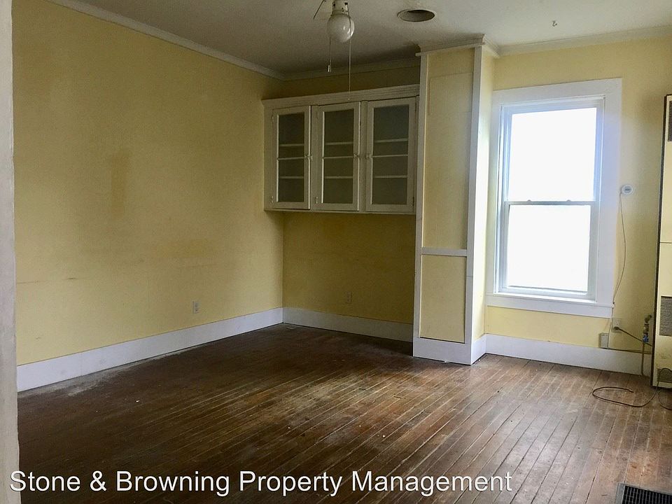 2nd image of 275 Wall St APT 1