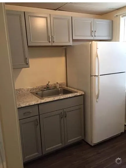35D At 45 West Main St — Photo 3