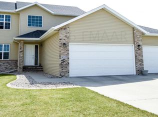 4352 54th St S, Fargo, ND 58104