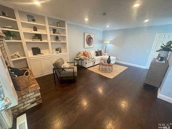 3rd image of 2791 Mcbride Lane #197