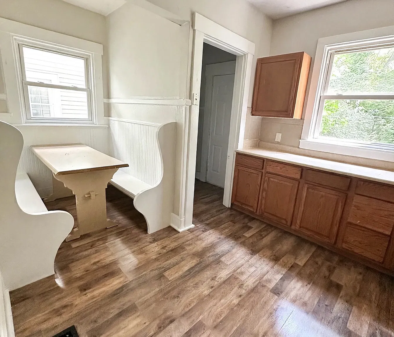 3 bed, $1,100 — Photo 1