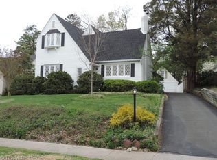 1208 Greenway Dr, High Point, NC 27262