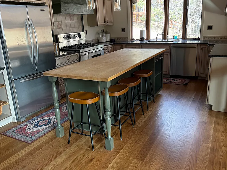 Aspen Dr — Photo 32