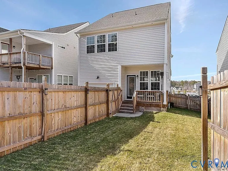 16913 Thornapple Run — Photo 26