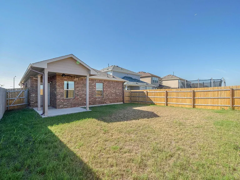 5912 Wolf Pack Dr — Photo 44