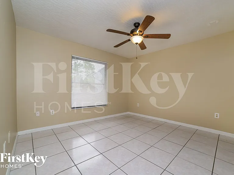 571 Degroodt Rd SW — Photo 9