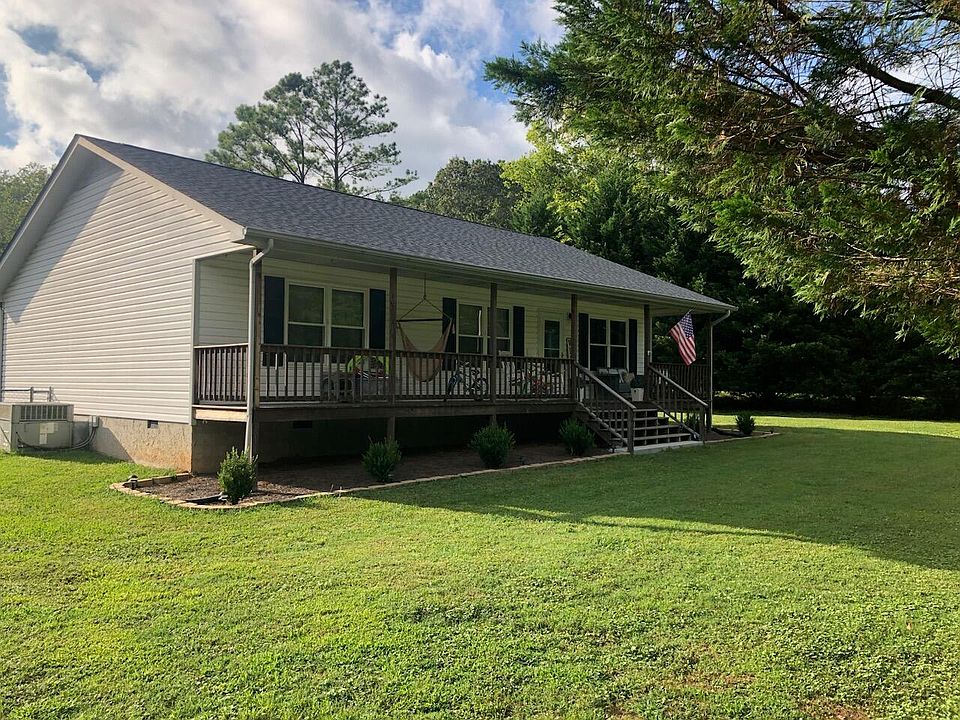 2nd image of 19 Davis Rd