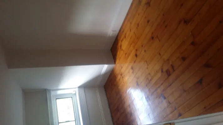 Rented by Metropolitan Realty | media 10