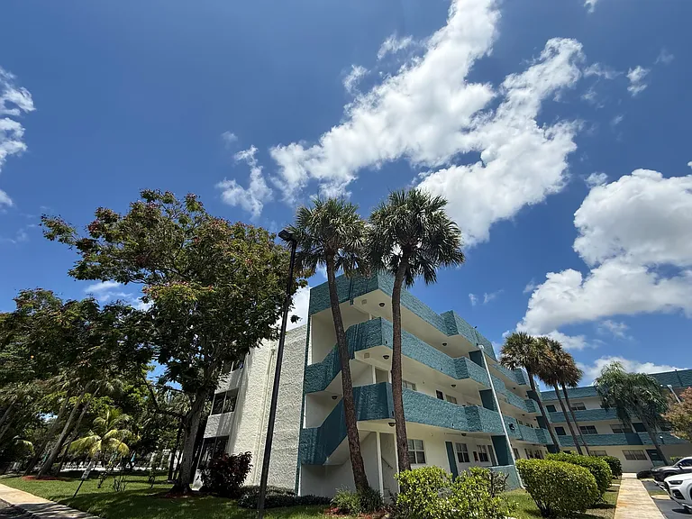 5155 E Sabal Palm Blvd #209 — Photo 30