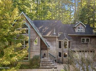 105 Heath Ln, Oak Ridge, TN 37830