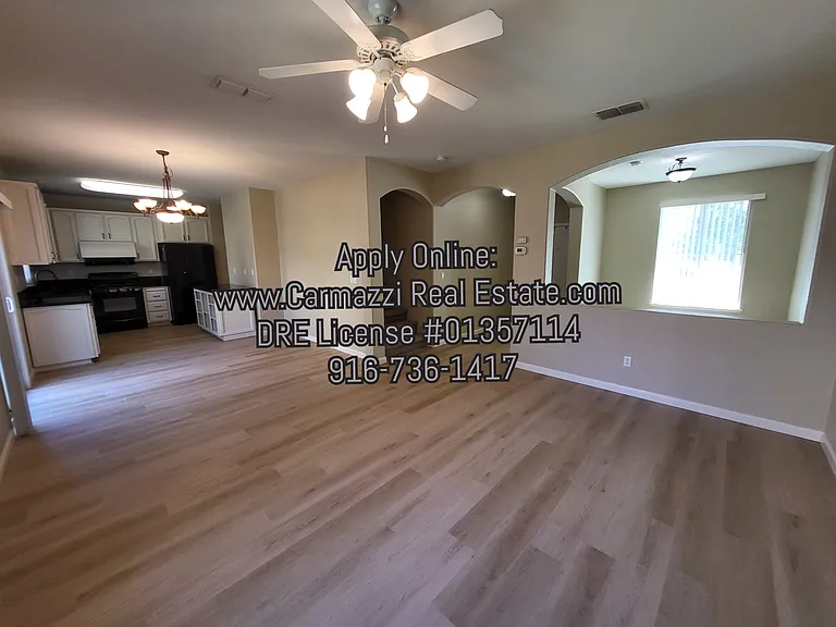 1626 Loon Lake St — Photo 9