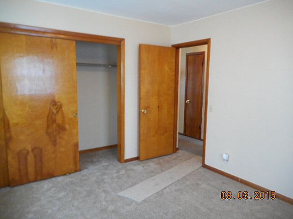 4th image of 411 Plymouth St