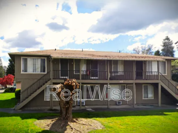401 SE 9th St Unit D, Grants Pass, OR 97526
