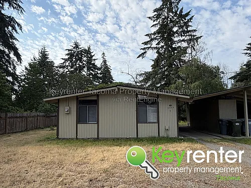 5720 62nd St W #3 Photo 1