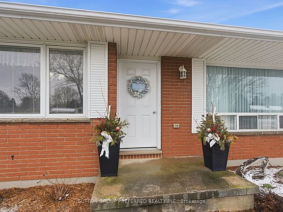 4th image of 9418 Currie Rd