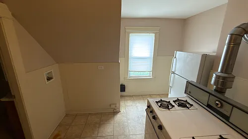 328 Brooks St #1 Photo 1