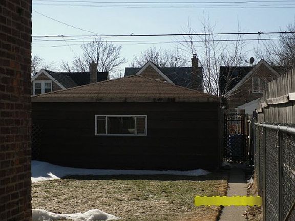 4th image of 1922 N Nashville Ave
