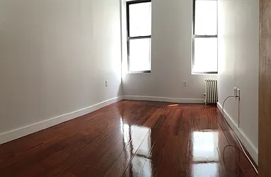 Rented by Kenneth Rosenblum, LREB