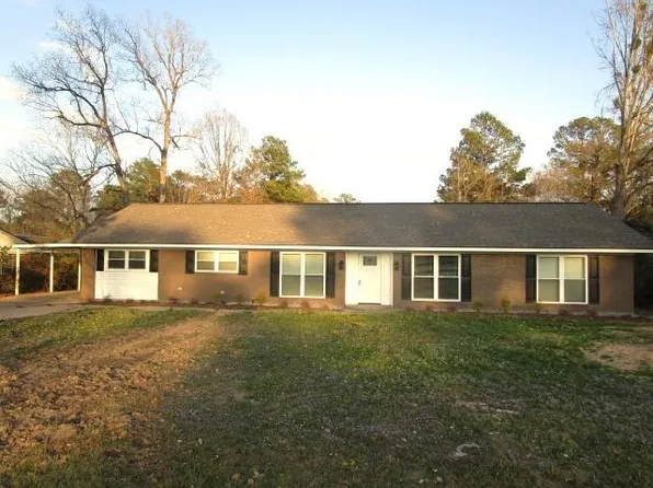 105 Holiday Blvd, Pineville, LA 71360