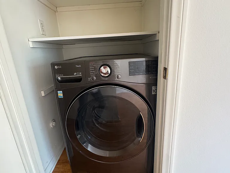 14435 Riverside Dr #3 — Photo 5