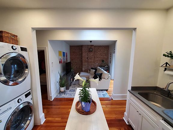 4th image of 1755 Commonwealth Ave #2