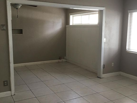 Living room towards breezeway/dining room
