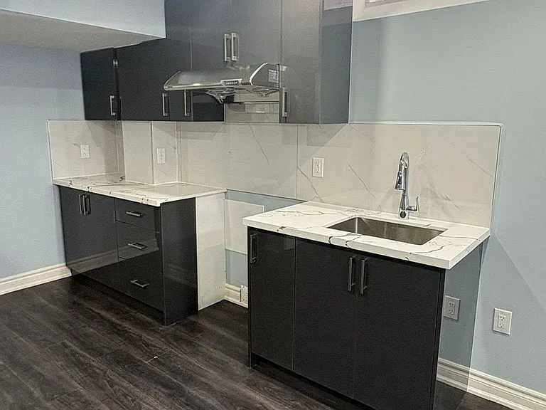 43 Ogston Cres #BASEMENT — Photo 5