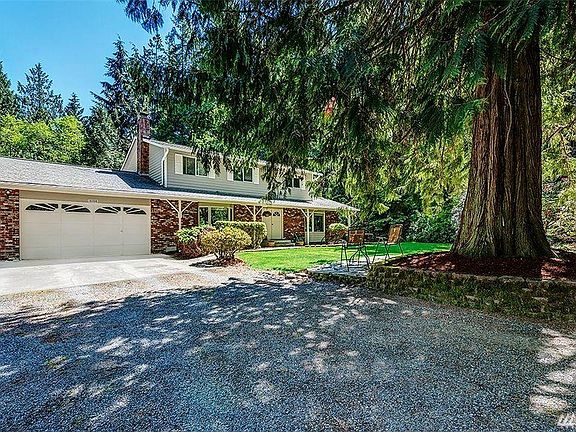 2nd image of 3108 244th Ave NE