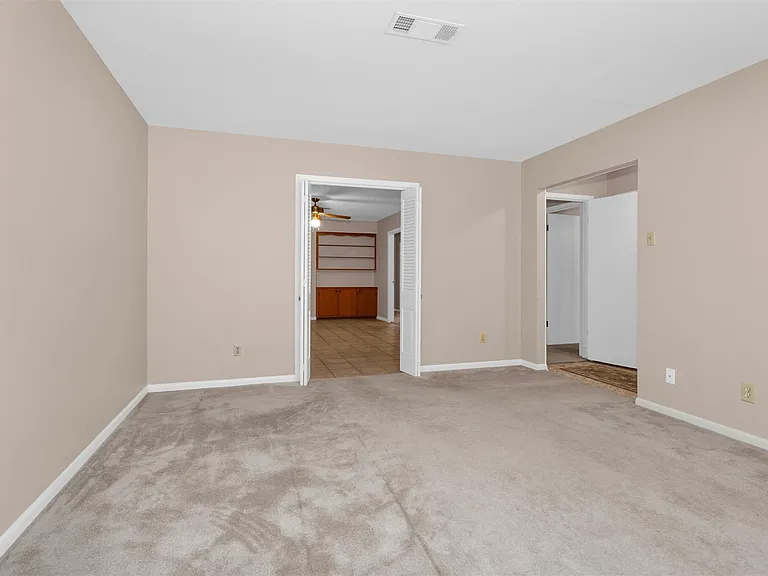 1410 Spillers Ln — Photo 8
