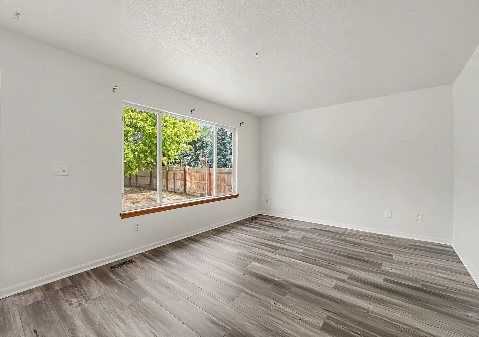 3 Bed / 2.5 Bath Home in Hampshire Pond Fort Collins — Photo 4