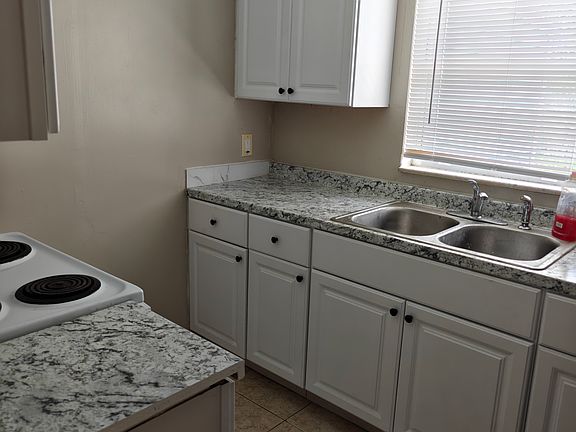3rd image of 3649 136th Ave N APT B