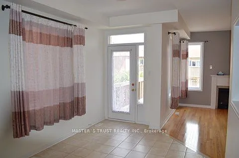 15 Big Hill Cres — Photo 6