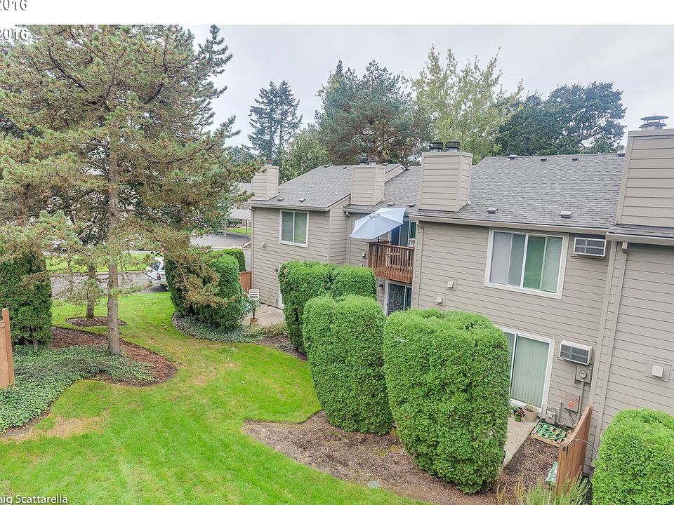 2nd image of 10900 SW 76th Pl APT 63