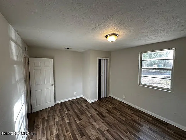 7527 Tampa Ave — Photo 10