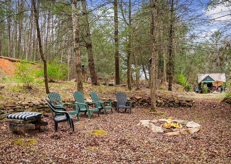 1st image of 10042 Doublehead Gap Rd