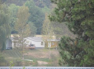 931 Mission Lake Rd, Kettle Falls, WA 99141