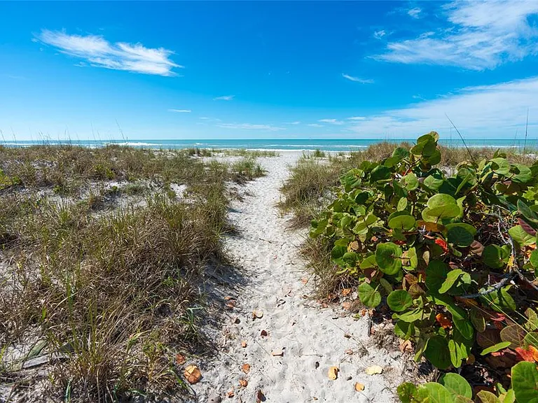 9542 Rum Runner Rd — Photo 40
