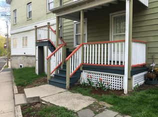 34 Main St APT A, Glen Gardner, NJ 08826