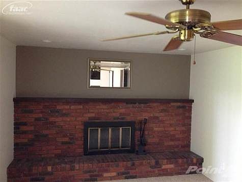 3rd image of 4479 Lindewood Dr