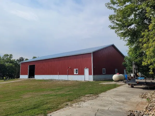 3245 Welch Ave, Forest City, IA 50436