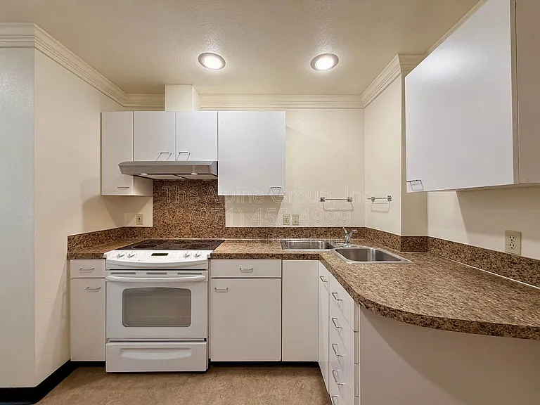 4318 SE Milwaukie Ave #2 — Photo 17
