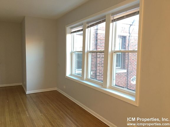 4th image of 3818 N Sheffield Ave #1M