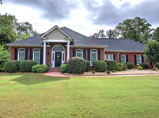 29 Hunters Ridge Dr, Adairsville, GA 30103