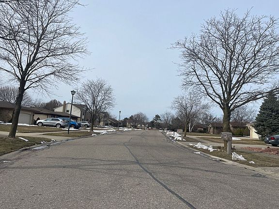 5th image of 37772 Mallory Dr