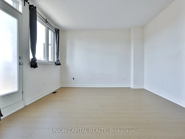 46 William Saville St — Photo 23