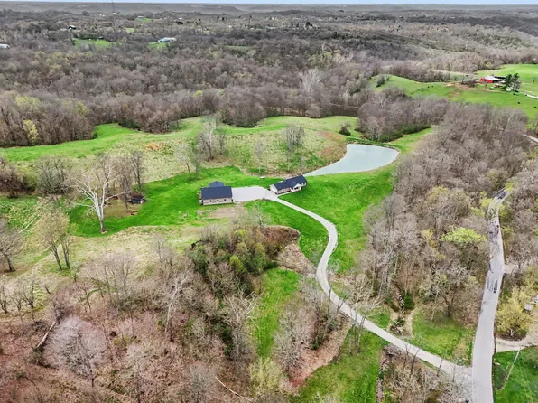 5607 Woolper Rd, Petersburg, KY 41080