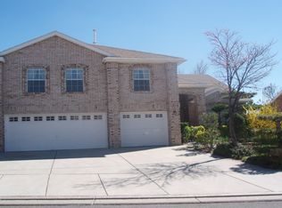 9116 Ridgefield Ave NE, Albuquerque, NM 87109