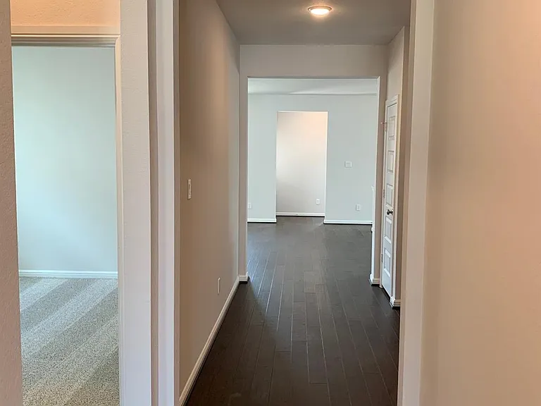 8022 Cliffside Terrace Ct — Photo 16