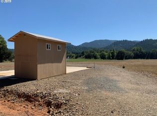 5058 Azalea Glen Rd, Glendale, OR 97442